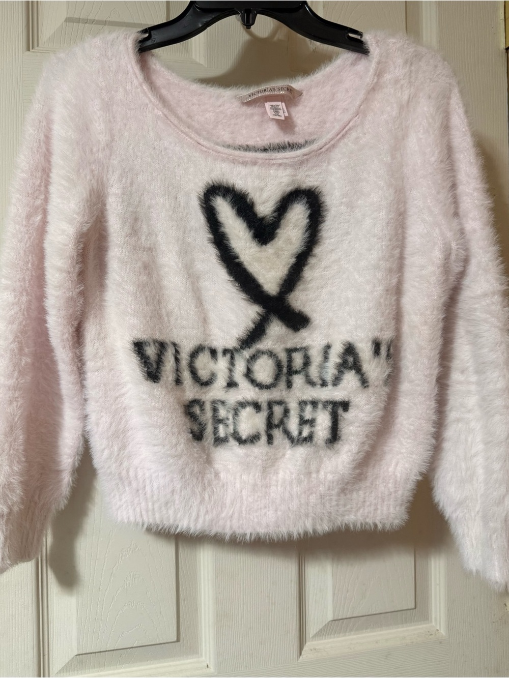 Victoria Secret Pink Sweater 2018 NYC Small - Picture 7 of 8